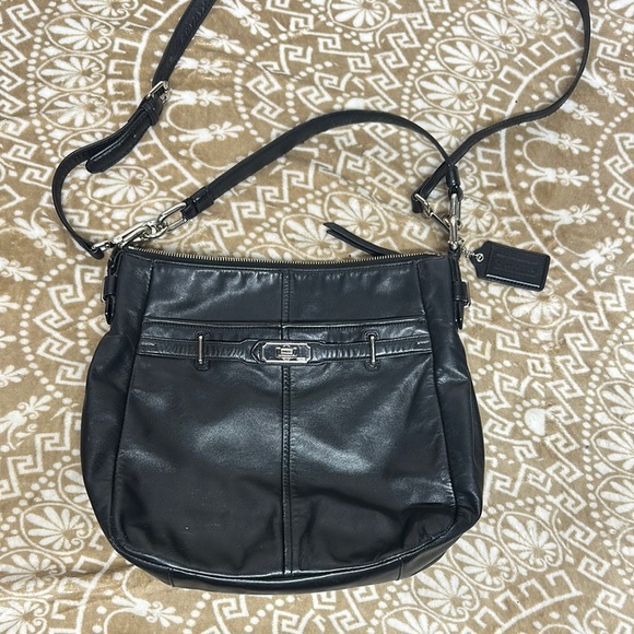 Coach Handbags - Coach Black Leather Hobo Bag with Adjustable Strap Wear Crossbody or Shoulder